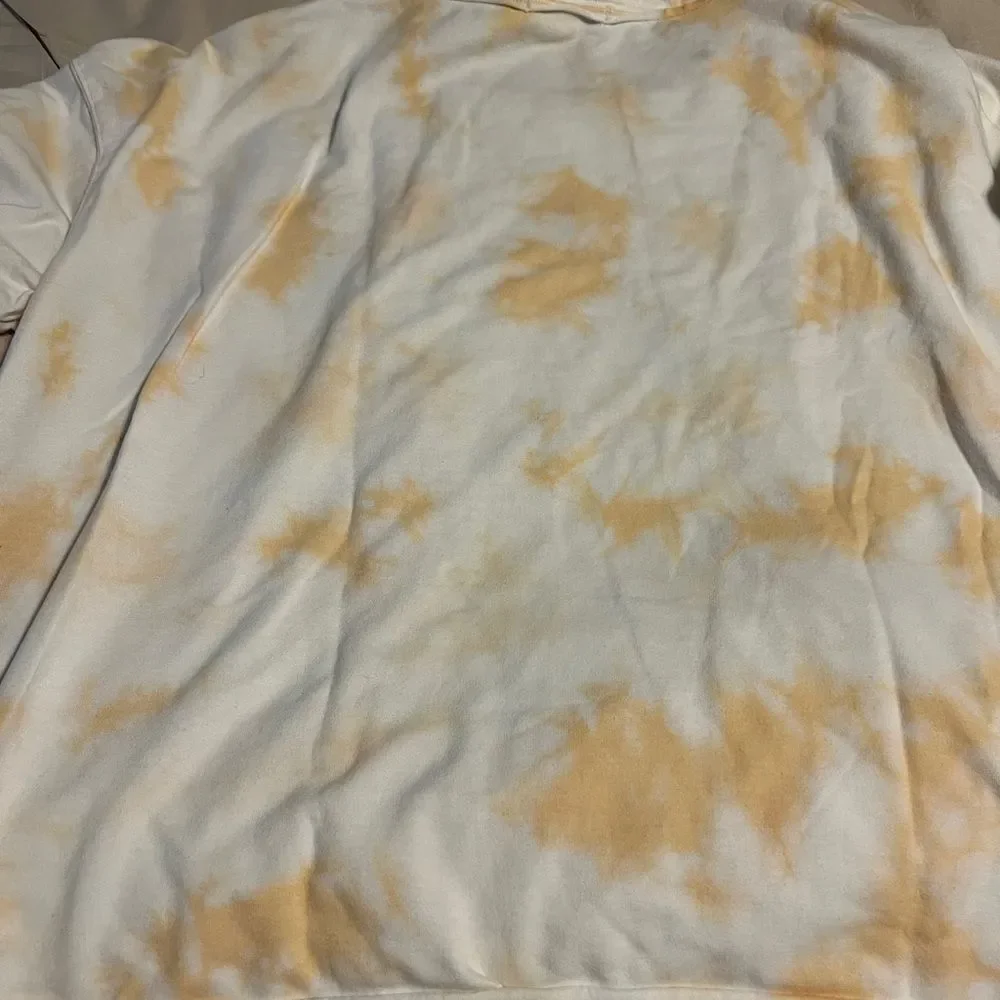 Tie-Dye Long Sleeve Sweatshirt
